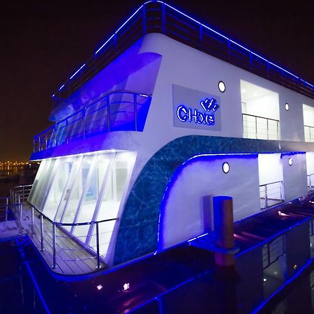 C Hotel Manama Luaran gambar