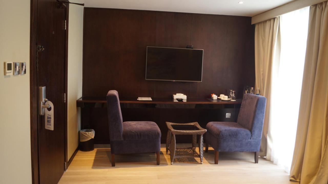C Hotel Manama Luaran gambar