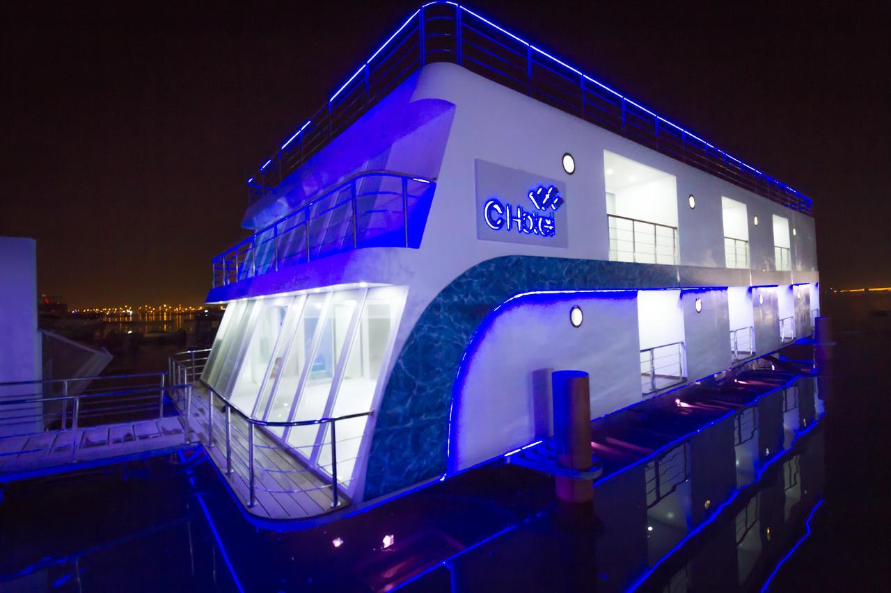 C Hotel Manama Luaran gambar